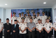 Kabagtum Kanwil Kementerian Hukum Jambi Hadiri Pelantikan PNS Alumni Poltekim di Kanwil Imigrasi Jambi