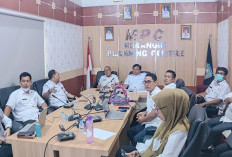 Sekda Zulhifni Pimpin Rakor Evaluasi Kinerja dan e-Monev Bersama Itjen Kemendagri