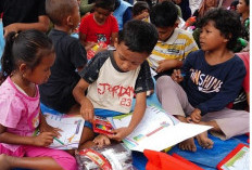 PTPN IV PalmCo Salurkan Bantuan Buku hingga Daerah Bencana di Hari Buku Nasional 2026
